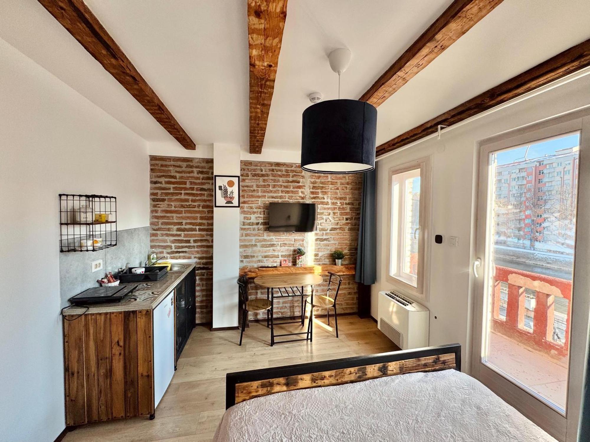 Apartment By The River Ni エクステリア 写真