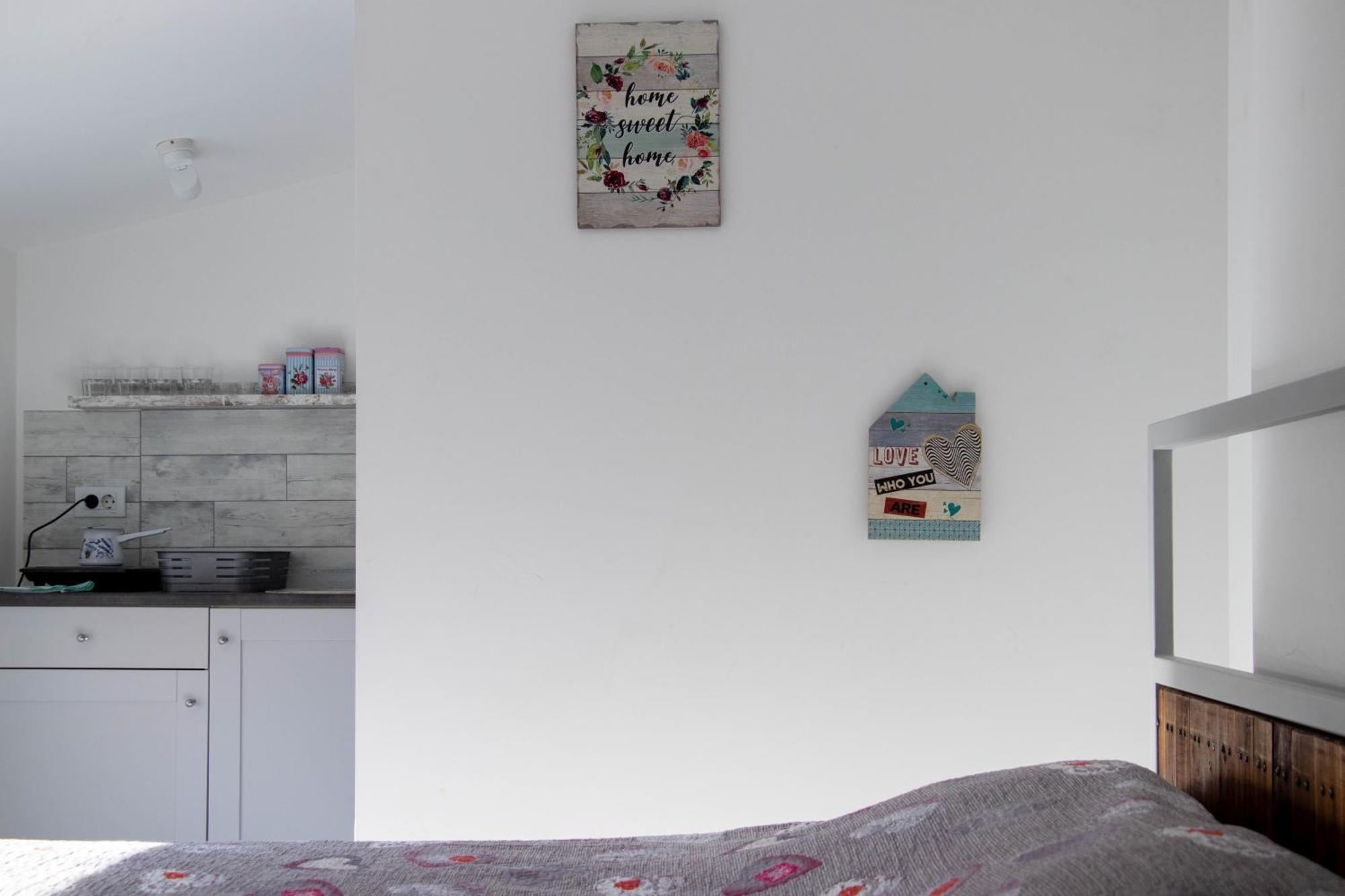 Apartment By The River Ni エクステリア 写真