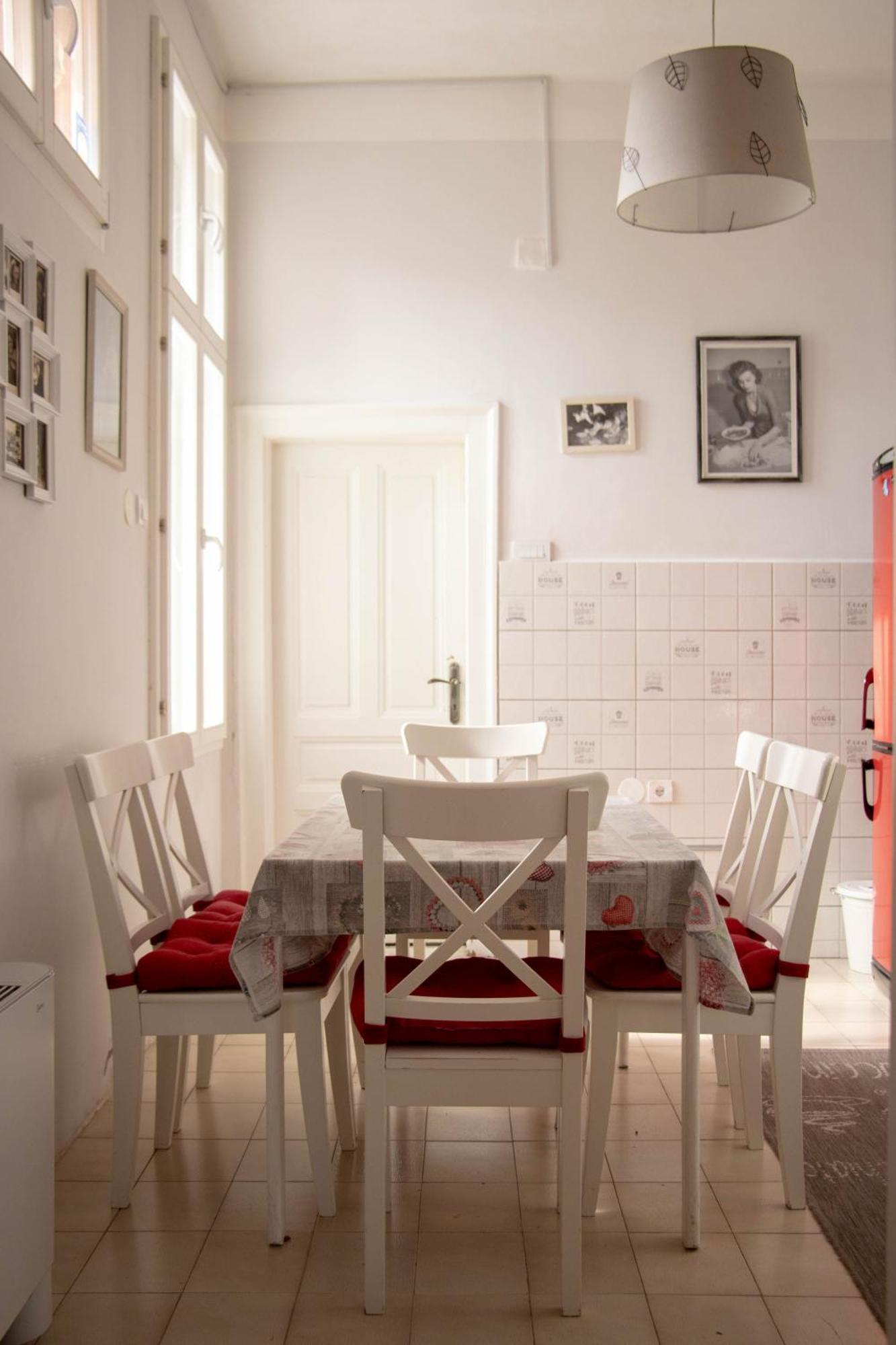 Apartment By The River Ni エクステリア 写真