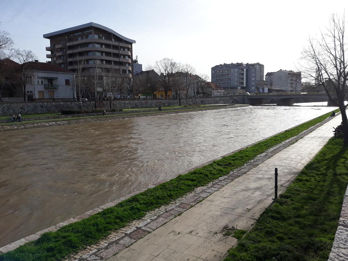 Apartment By The River Ni エクステリア 写真